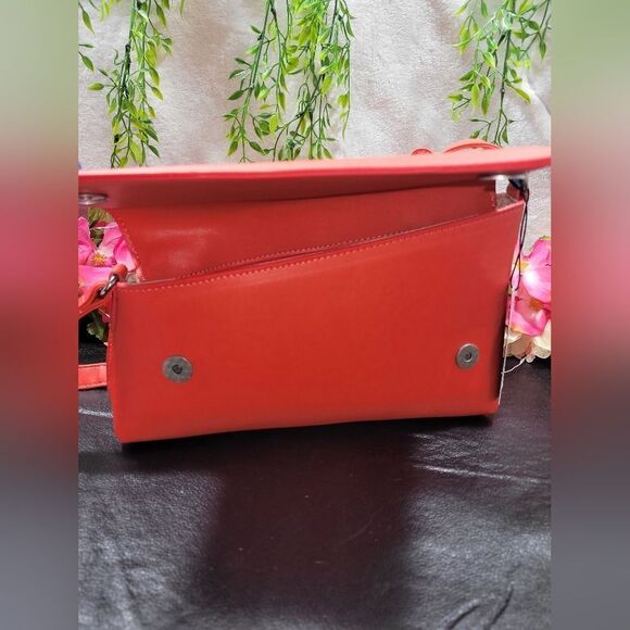 NWT French Connection Layla Shoulder Bag - Picture 12 of 13